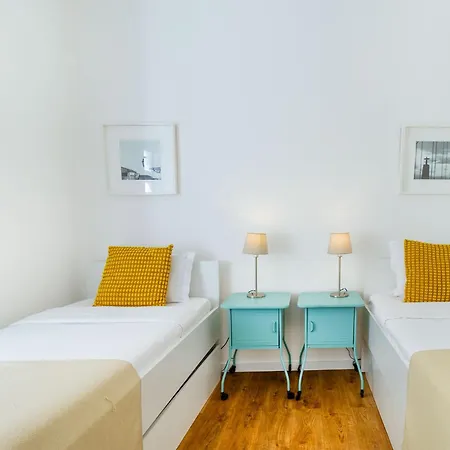 Apartment Chagas 17 By Central Hill Apartments Lisbon